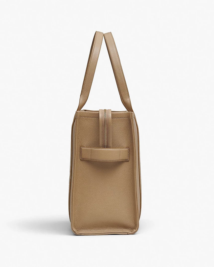 THE LEATHER
LARGE TOTE BAG