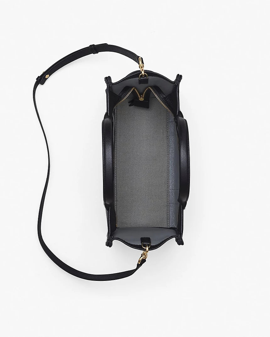 THE LEATHER
MEDIUM TOTE BAG