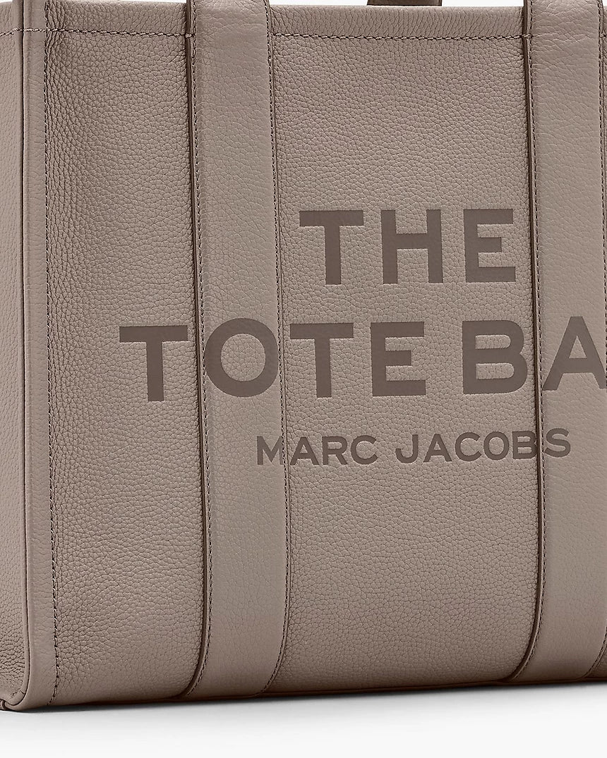 THE LEATHER
LARGE TOTE BAG