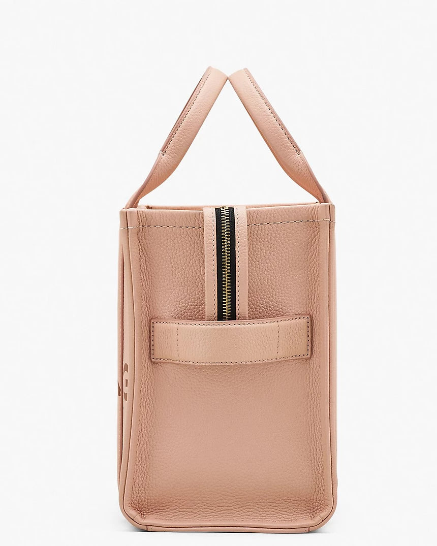 THE LEATHER
MEDIUM TOTE BAG