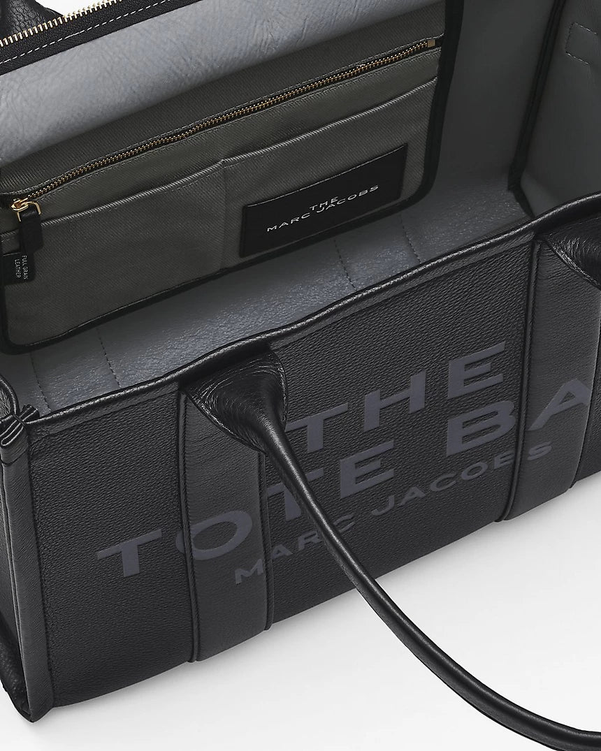 THE LEATHER
LARGE TOTE BAG
