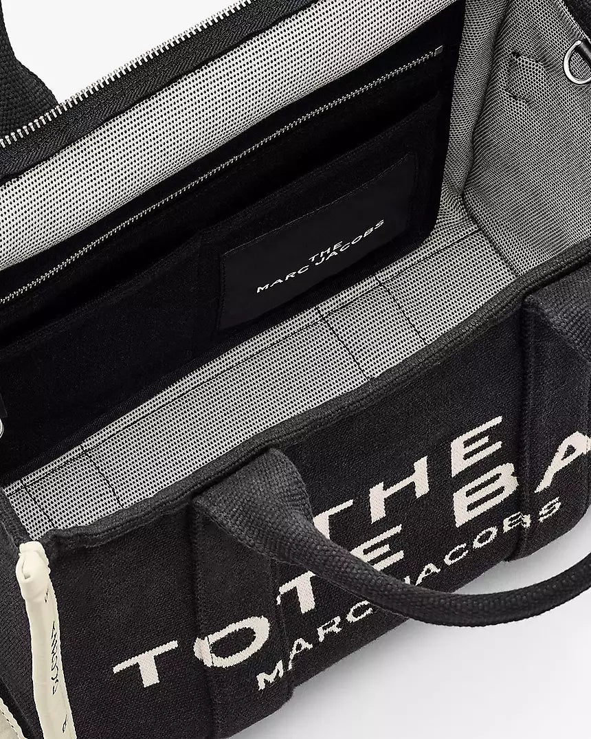 THE JACQUARD
MEDIUM TOTE BAG