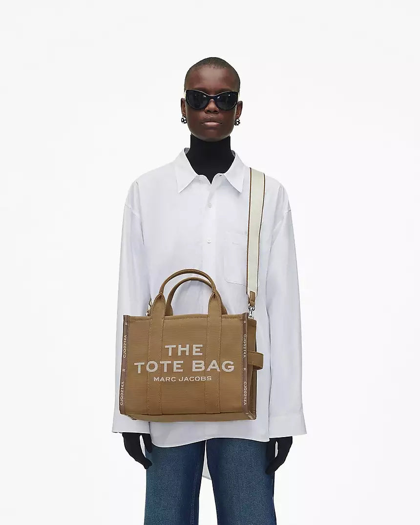 THE JACQUARD
MEDIUM TOTE BAG