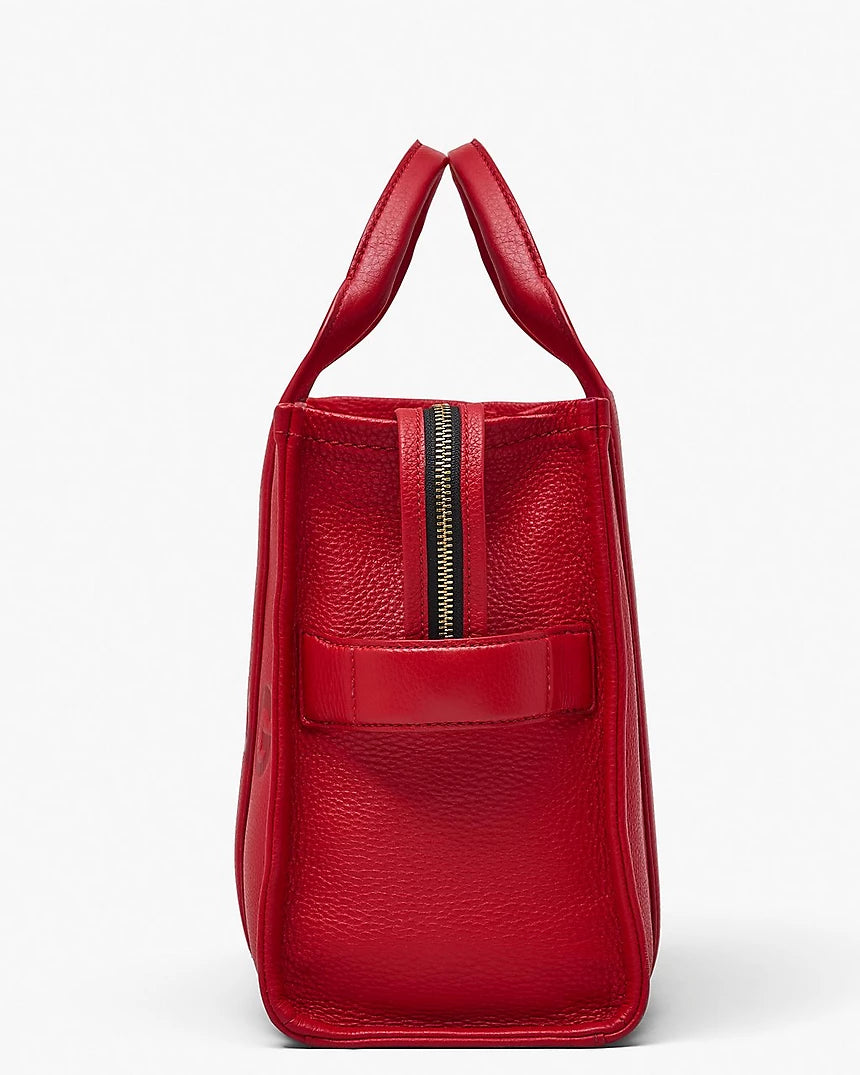 THE LEATHER
MEDIUM TOTE BAG